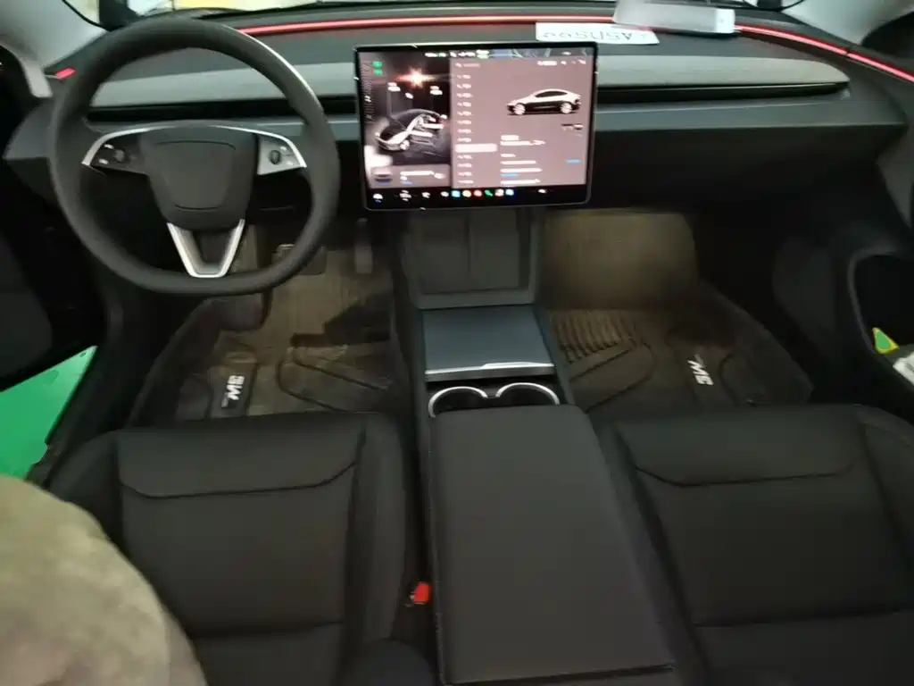 Tesla Model 3 2026 2025 Model Year Facelift Long Range Rear-Wheel Drive