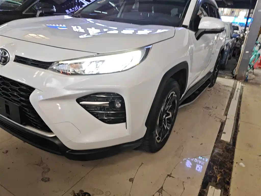 Toyota Wildlander 2020 2.0L CVT 2WD Tech Edition фото 24