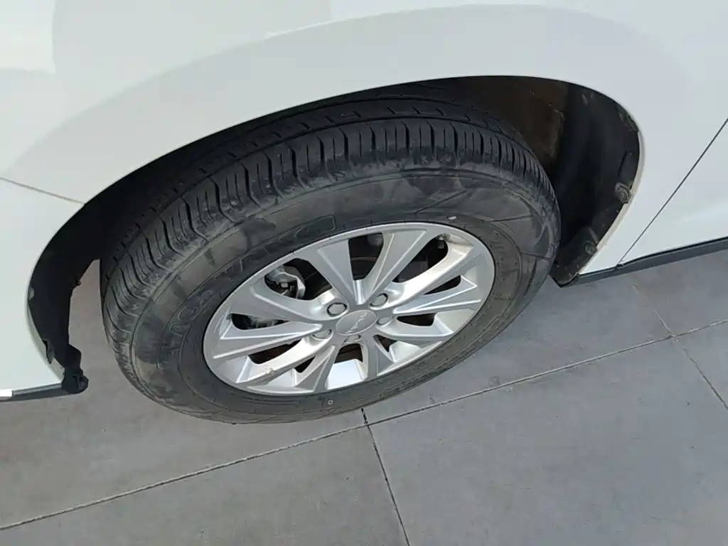 Haval M6 2024 2023 PLUS 1.5T DCT Luxury Smart Connect