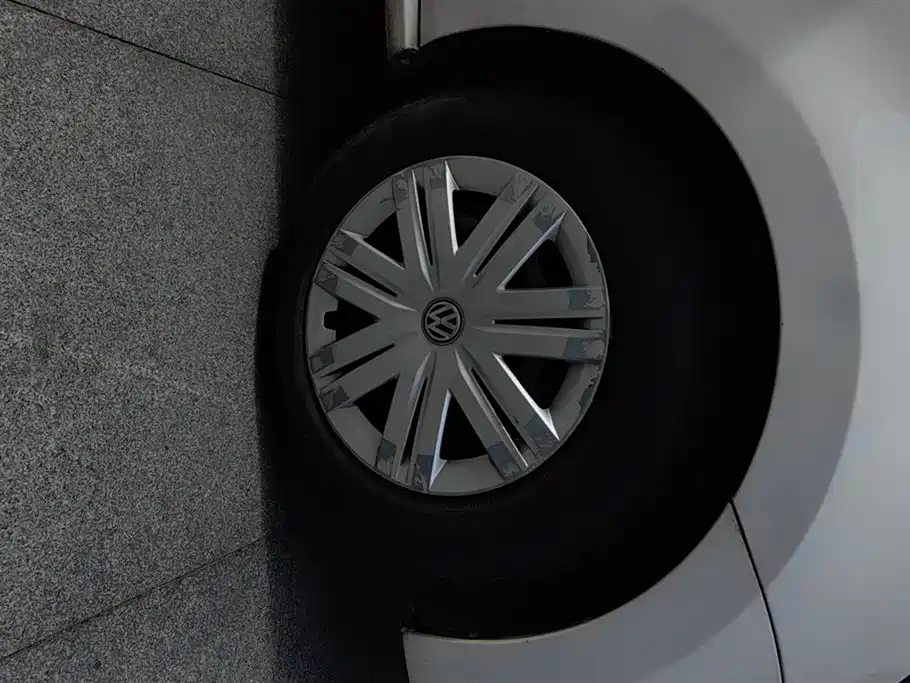 Volkswagen Polo 2016 1.4L Automatic Trend фото 6