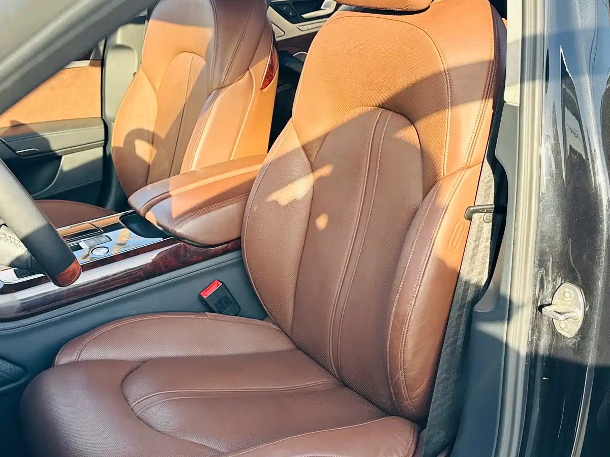 Audi A8 2013 A8L 6.3 FSI W12 quattro Flagship фото 18
