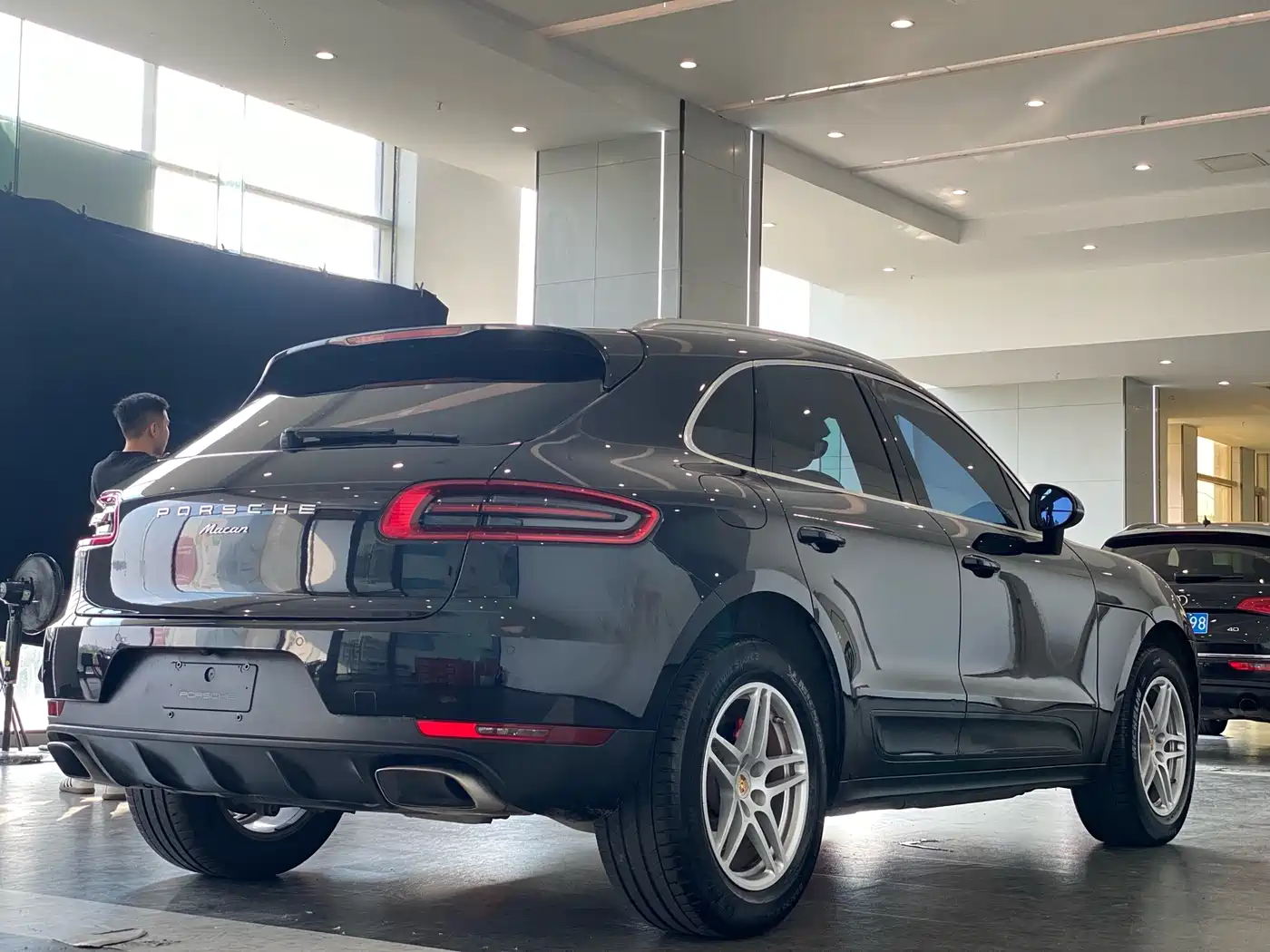 Porsche Macan 2017 Macan 2.0T фото 12