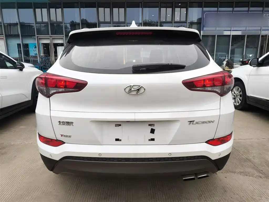Hyundai Tucson 2015 1.6T Dual Clutch 2WD Smart фото 4