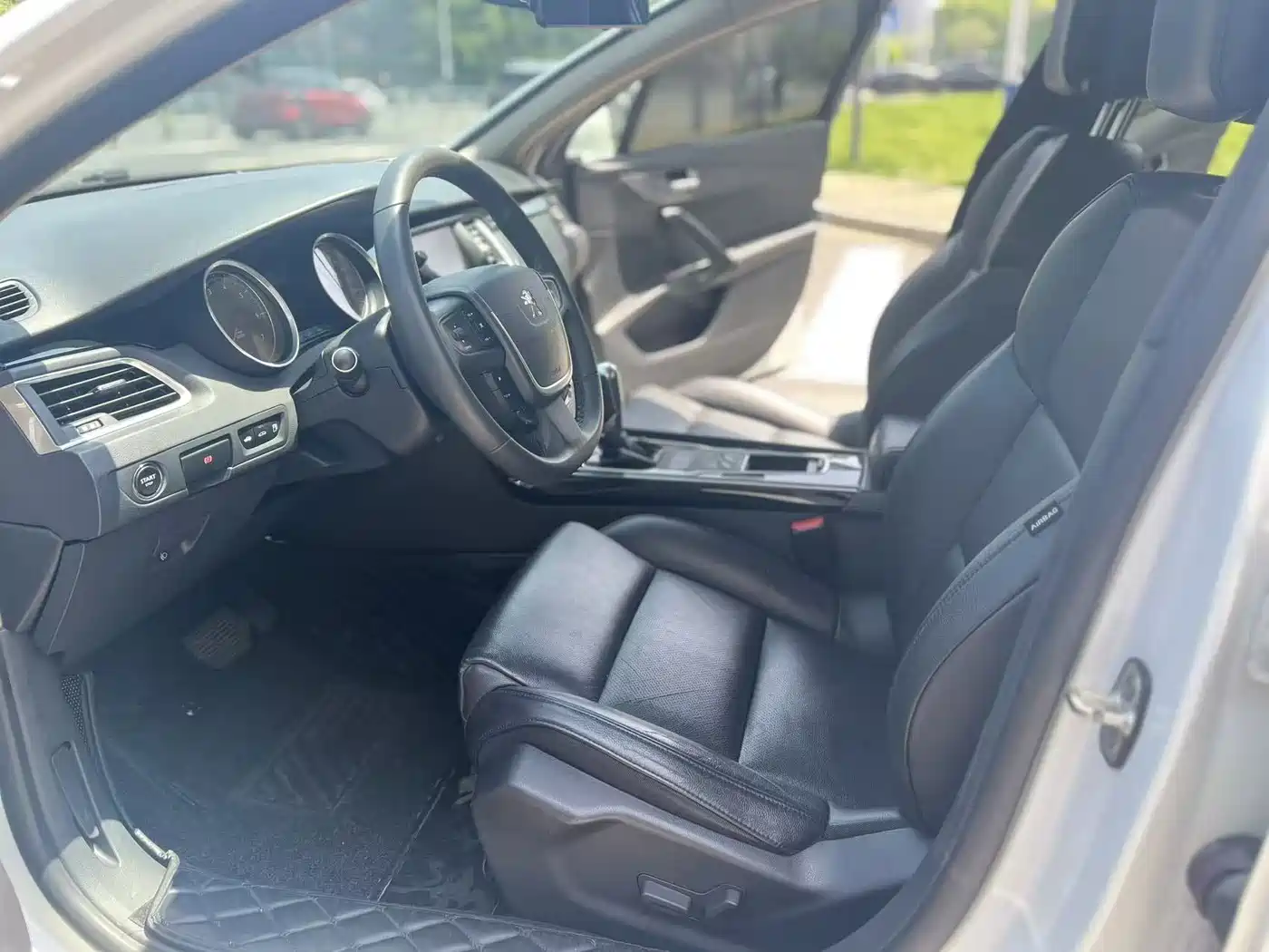 Peugeot 508 2015 1.6THP Auto Excellence Edition фото 13