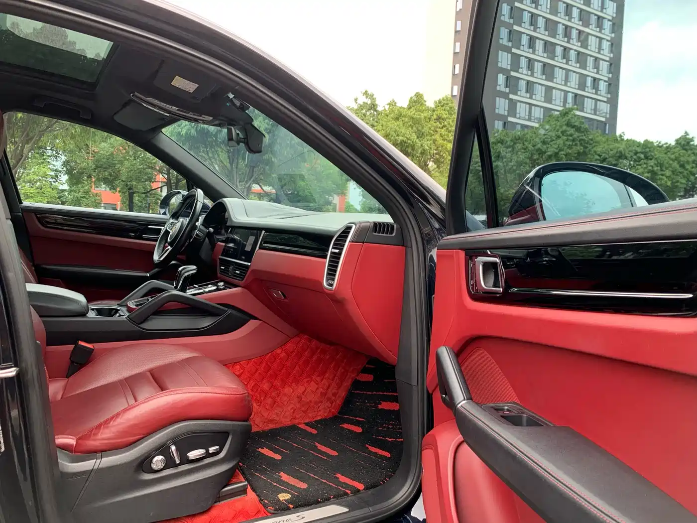 Porsche Cayenne 2018 Cayenne S 2.9T фото 16