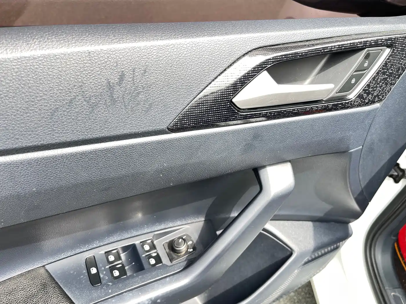 Volkswagen Lavida 2023 New Sharp 1.5L Auto Aspiration Edition фото 19
