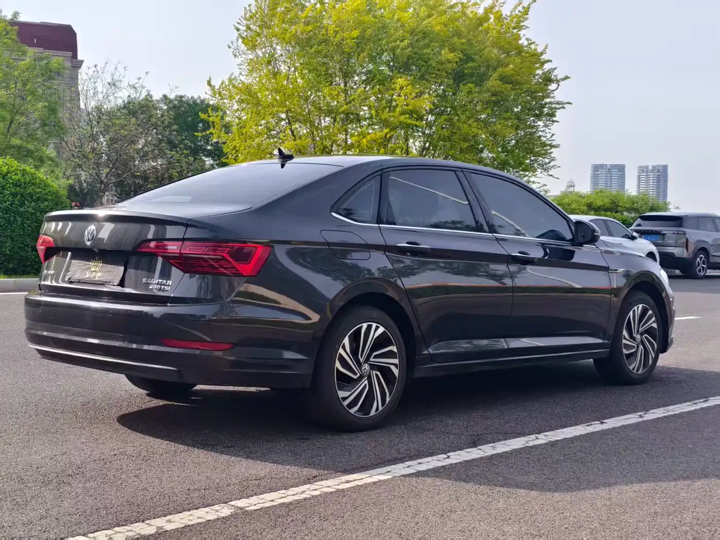 VOLKSWAGEN SAGITAR