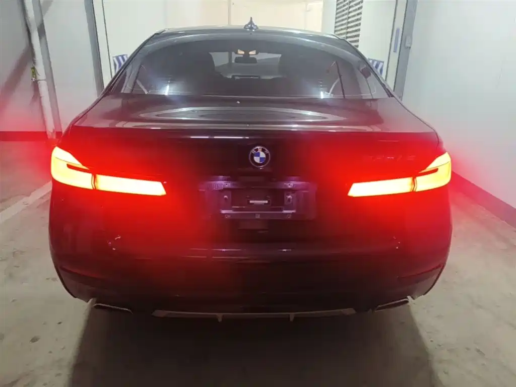 BMW 5 Series New Energy 2022 Facelift 535Le M Sport Package фото 6