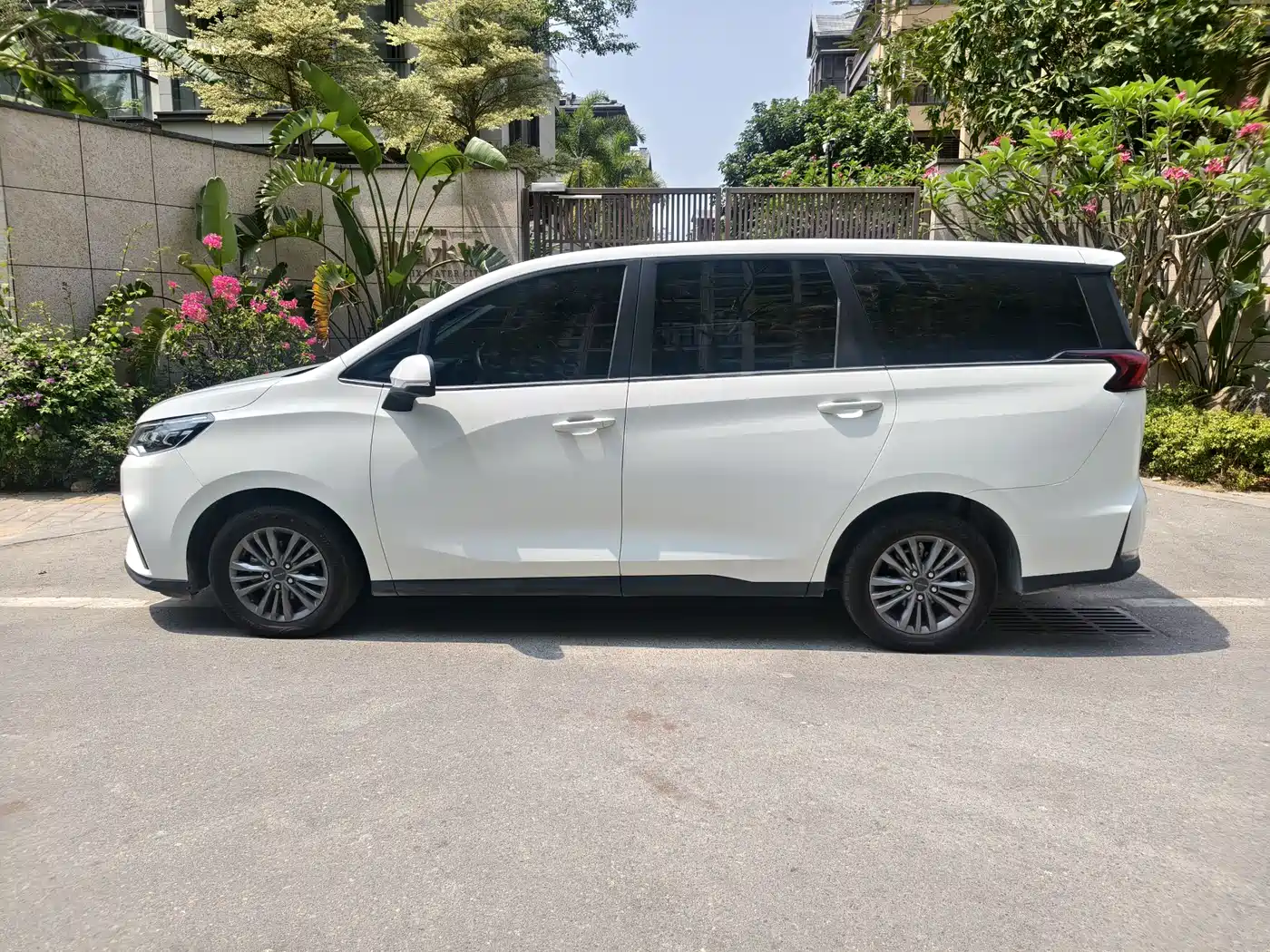 SAIC Maxus Maxus G50 2022 1.5T Automatic Changyou B фото 3