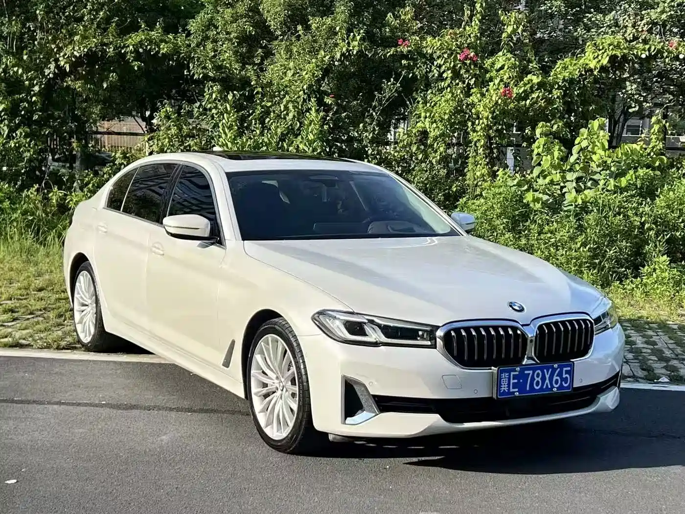 Фото 1 - BMW 5 Series