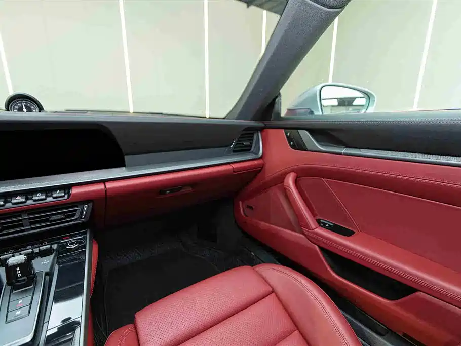 Porsche 911 2023 Carrera 3.0T фото 5