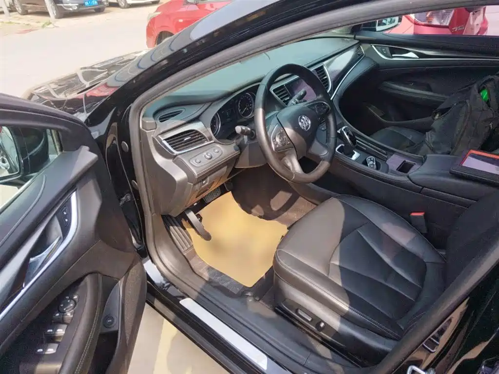 Buick LaCrosse 2016 20T Elite Type фото 16