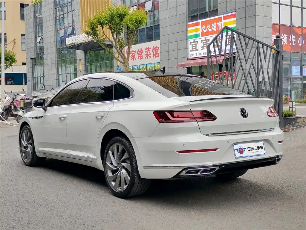 Volkswagen FAW-Volkswagen CC 2021 380TSI Eye-catching Edition фото 4