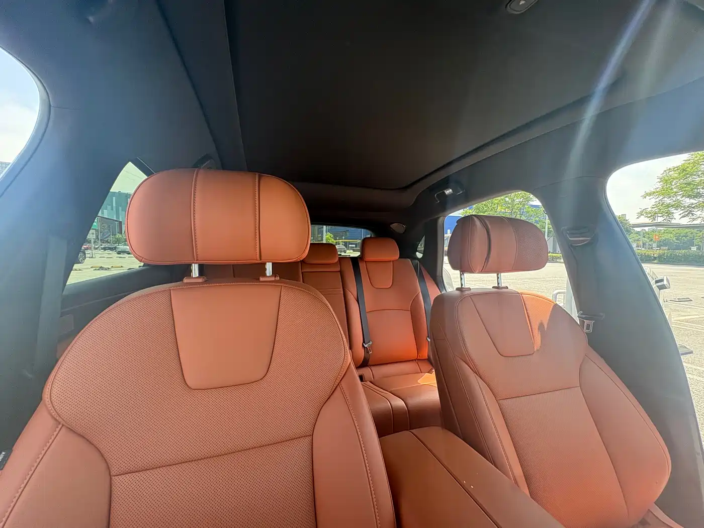 AITO Wenjie AITO M5 2025 Extended Range Ultra AWD фото 10