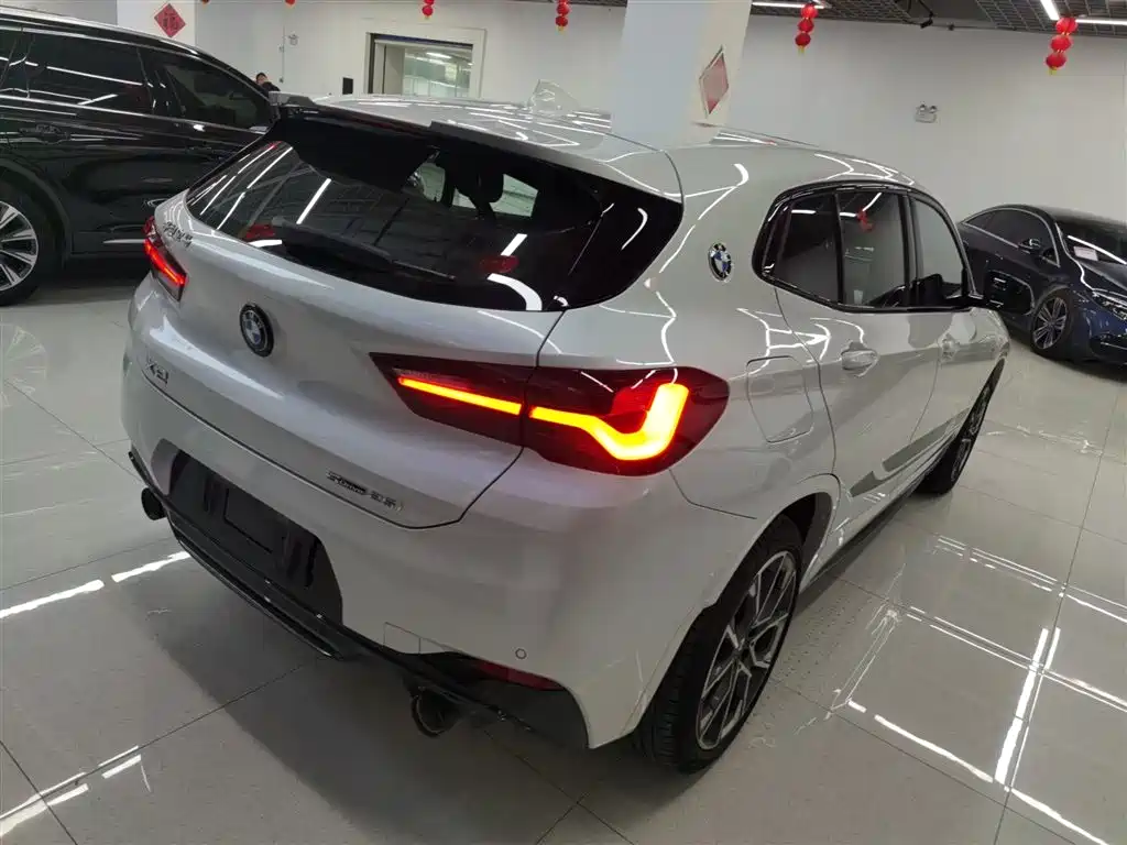 BMW X2 2021 Facelift sDrive25i Shadow Night Edition фото 7