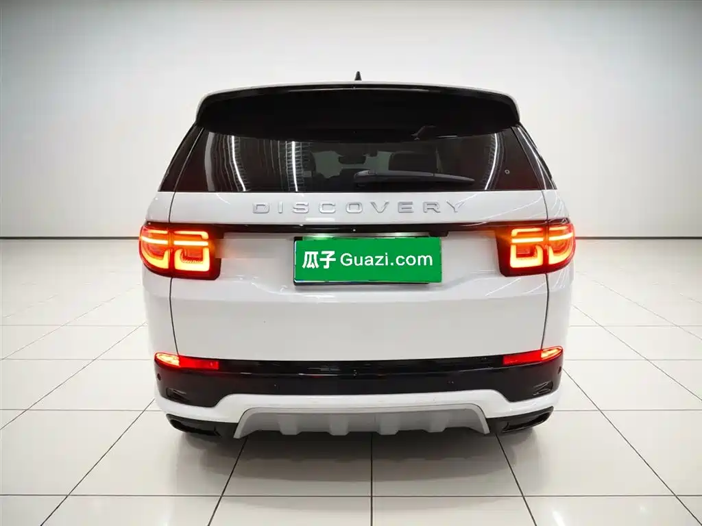 Land Rover Discovery Sport 2024 Performance Technology Edition фото 6