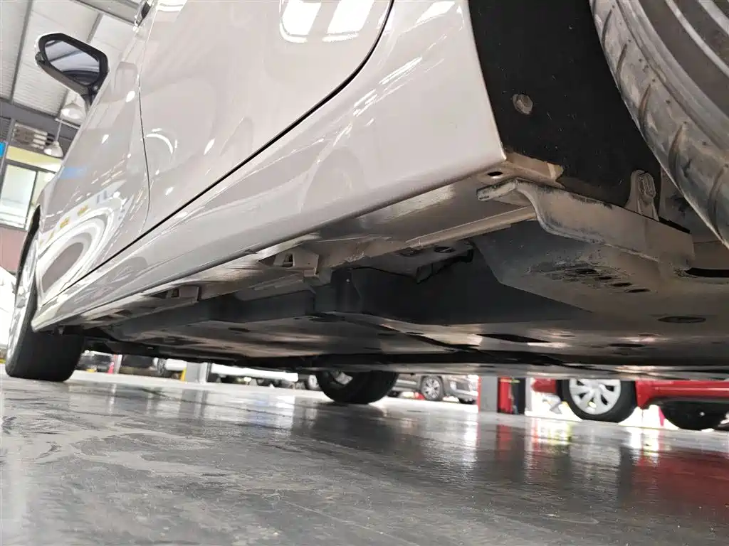Toyota Camry 2018 2.5G Luxury Edition фото 22