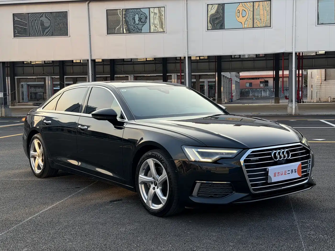Audi A6L 2023 45 TFSI quattro Premium Elegance фото 3