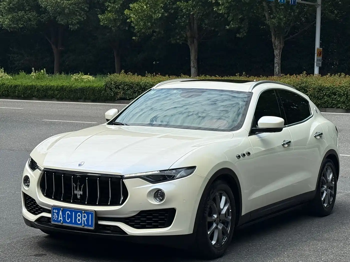 Maserati Levante 2019 — пригон из Китая