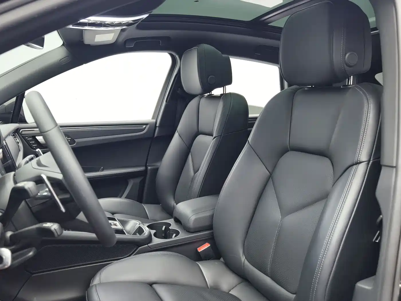 Porsche Macan 2024 Macan 2.0T фото 11
