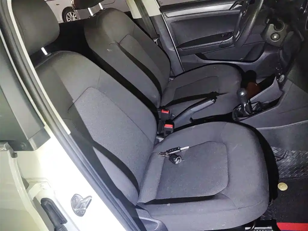 Volkswagen Jetta 2017 1.5L Manual Fashion фото 25