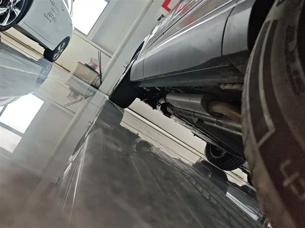 BYD Hai Shi 07 DM-i 2025 150 Pilot+ Edition фото 21