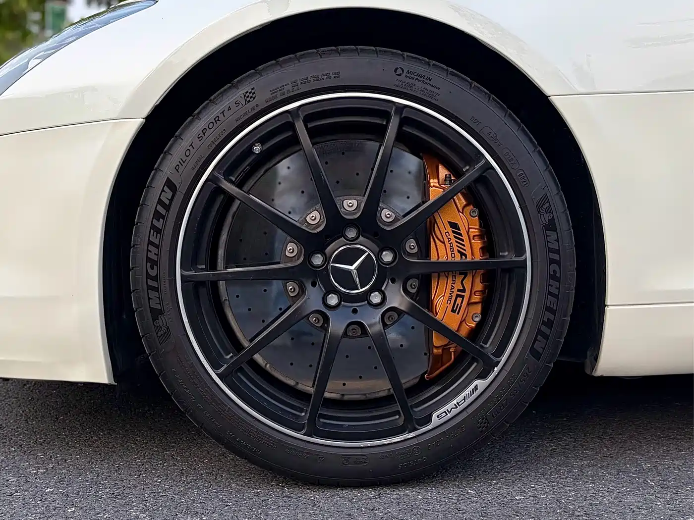 Mercedes-Benz SLS AMG 2011 SLS AMG фото 19