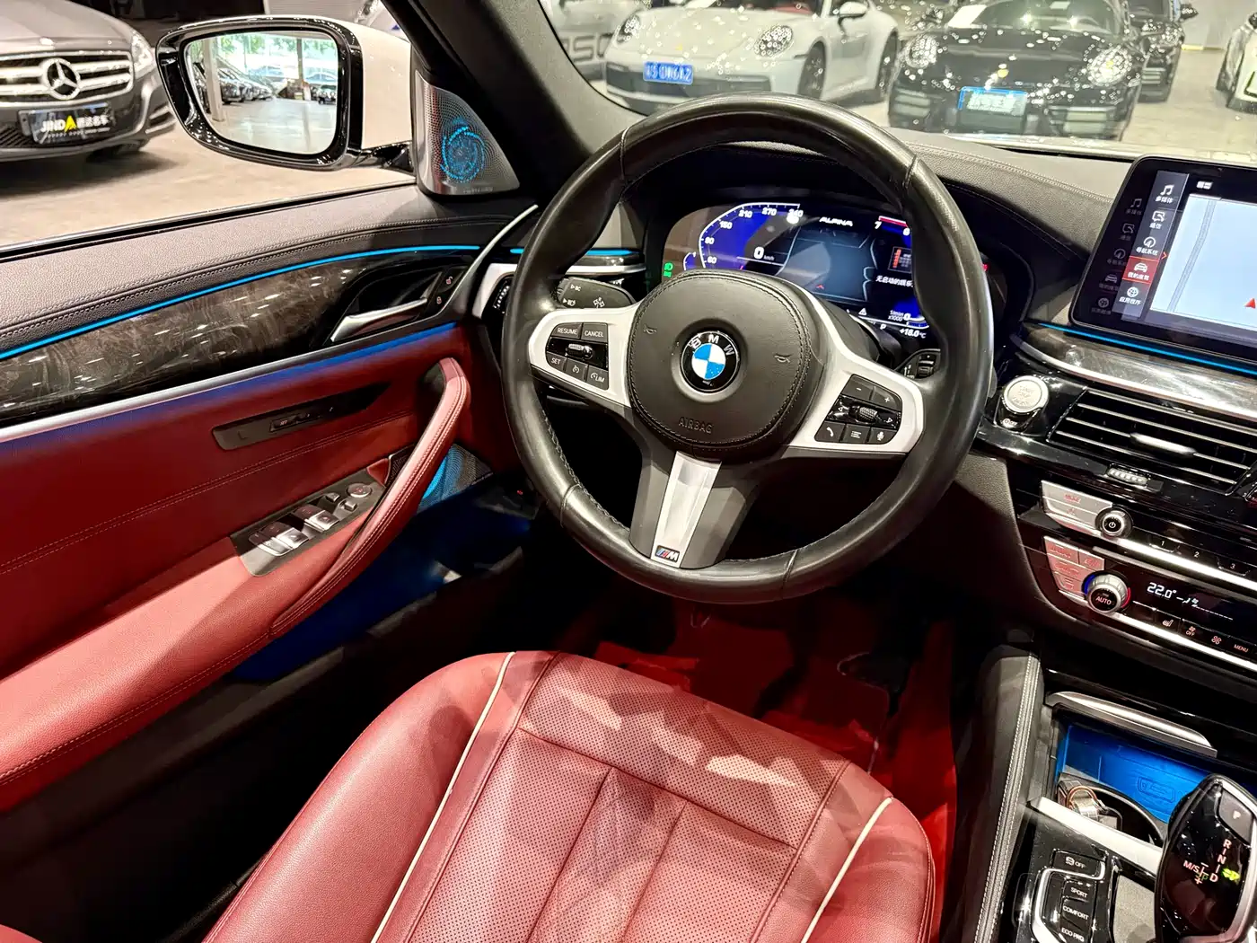 BMW 5 Series 2022 Model Second Facelift 525Li M Sport Package фото 9