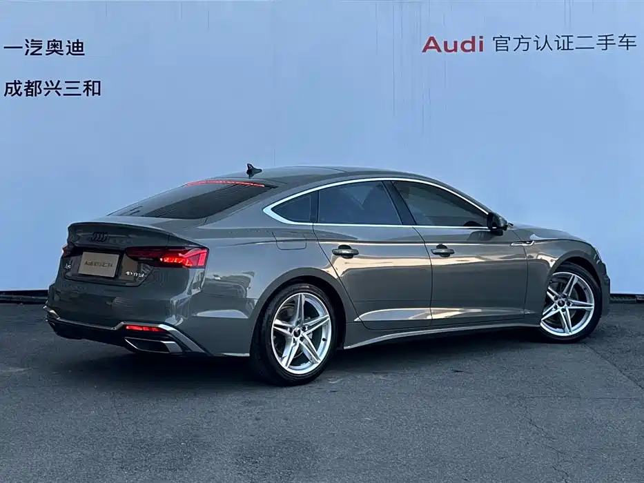 Audi A5 (Import) 2023 Sportback 40 TFSI Fashion Dynamic фото 4