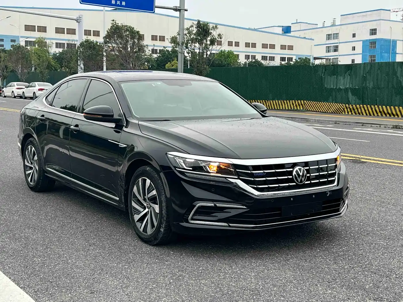 Volkswagen Passat New Energy 2020 430PHEV Hybrid Luxury (China VI) фото 3