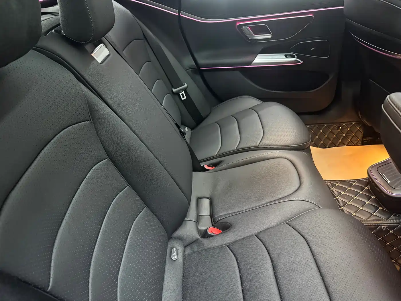 Mercedes-Benz E-Class 2024 E 300 L Fashion Sport фото 10