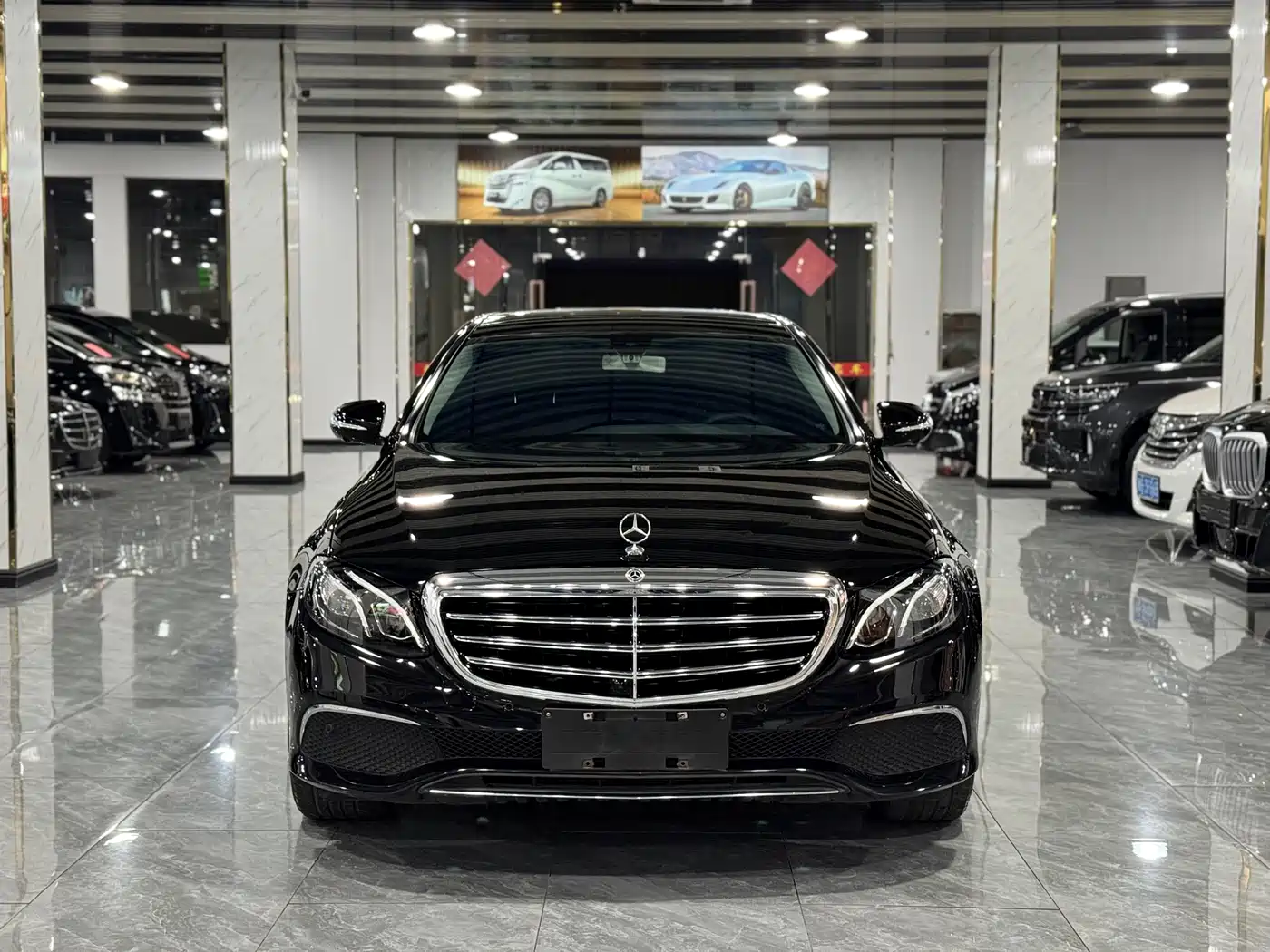 Mercedes-Benz E-Class 2020 E 300 L Fashion фото 2
