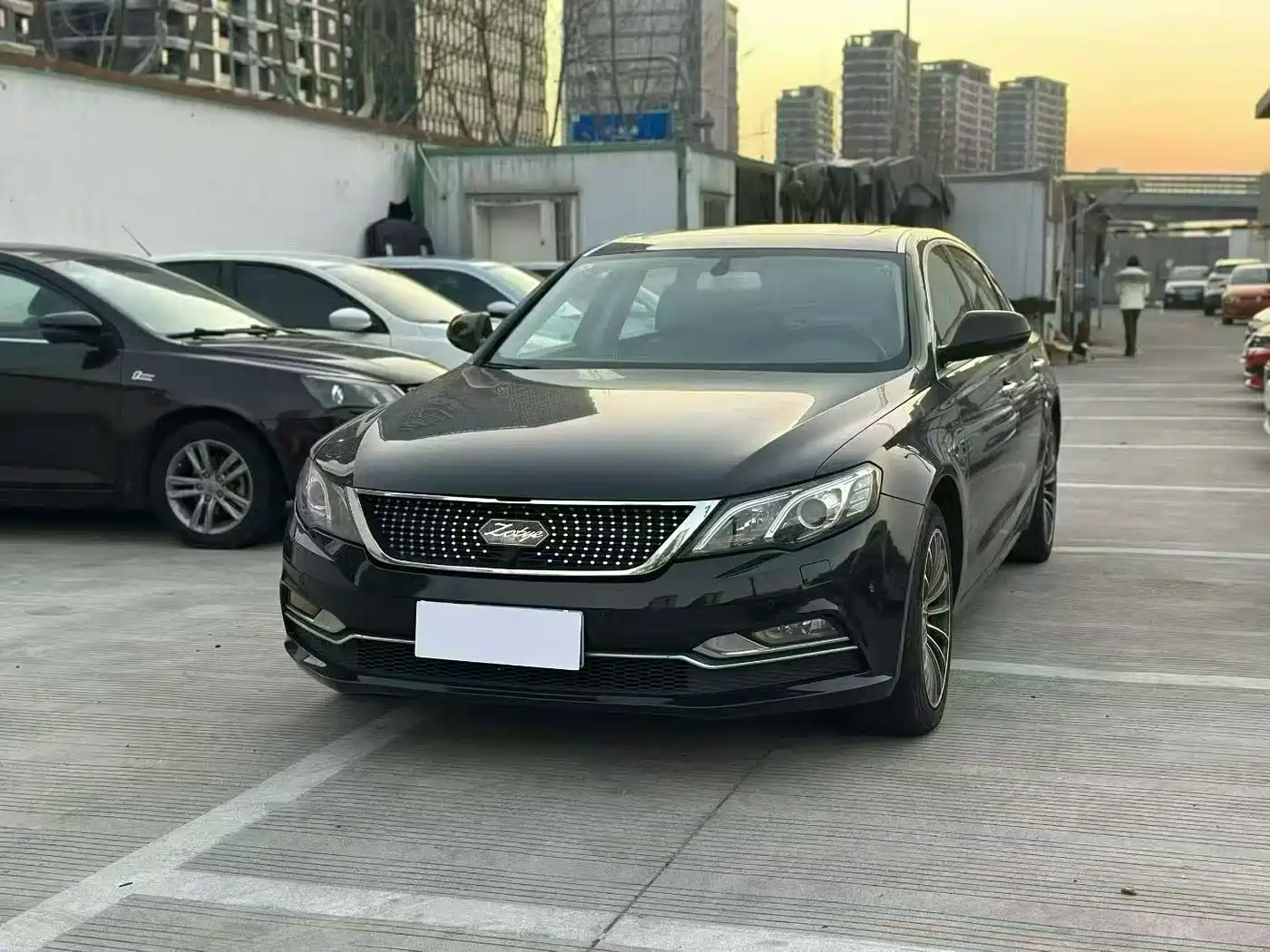 Zotye Z700 2017 2016 1.8T DCT Elegance