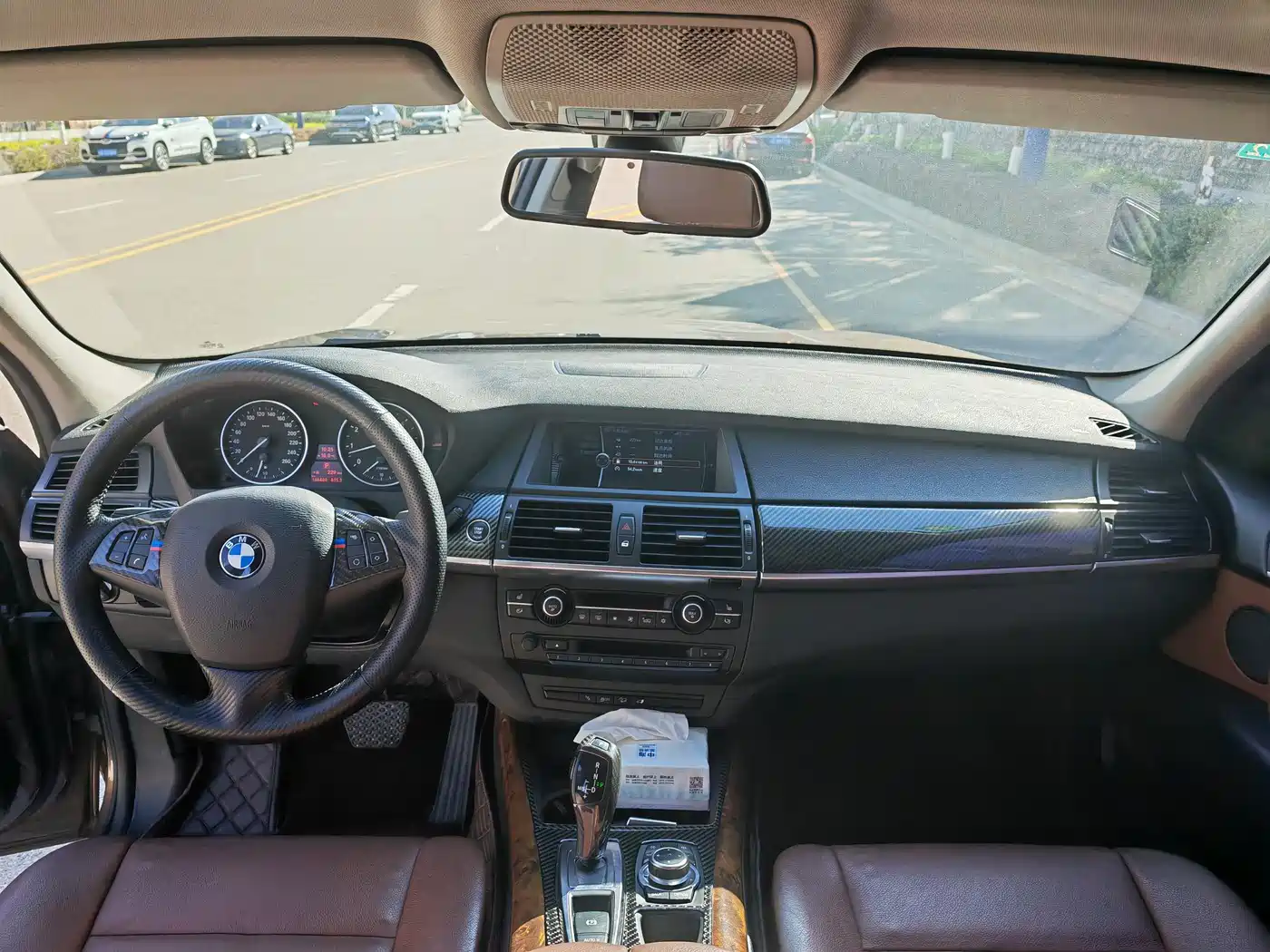 BMW X5 (Import) 2011 xDrive35i Leading Edition фото 9
