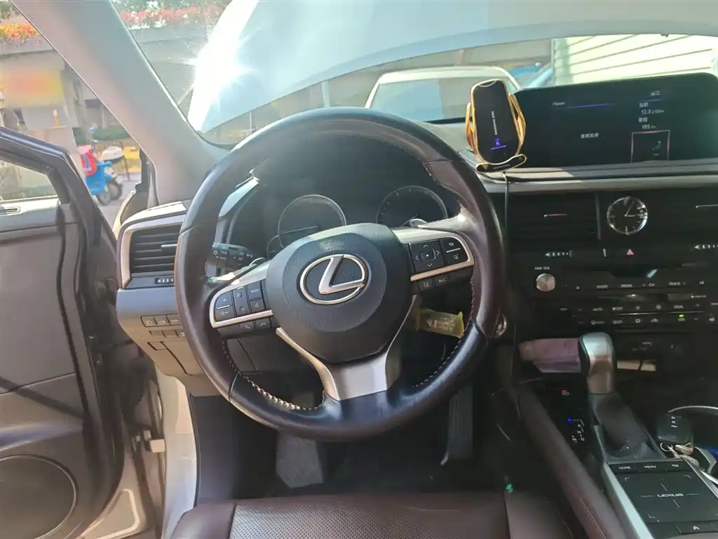 LEXUS RX