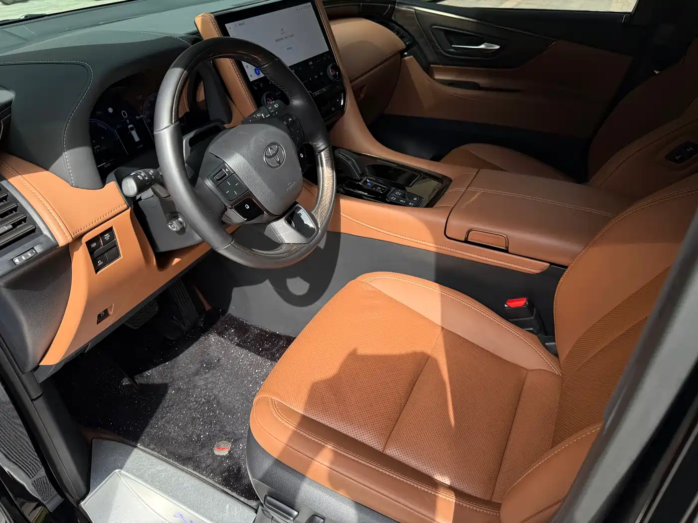 Toyota Alphard 2024 Hybrid 2.5L Ultimate Enjoyment Edition фото 8