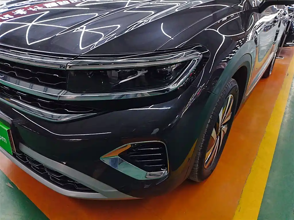 VOLKSWAGEN LANJING