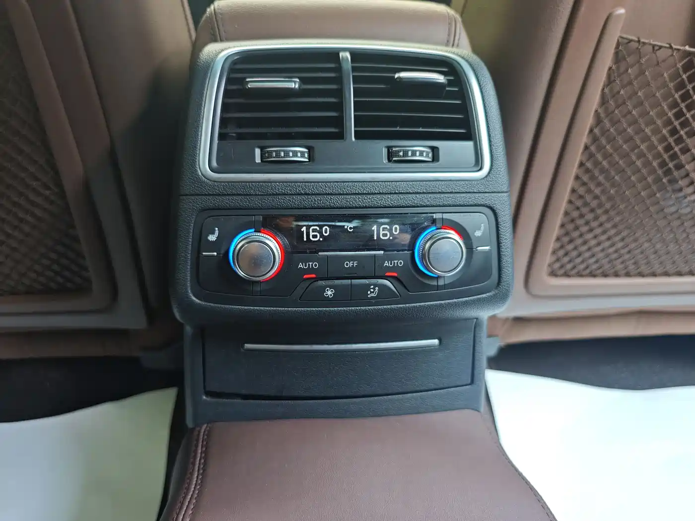 Audi A6L 2018 30th Anniversary TFSI Progressive фото 10