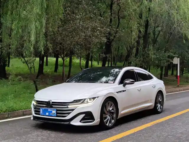 Volkswagen CC 380TSI, Яркий, Комфорт