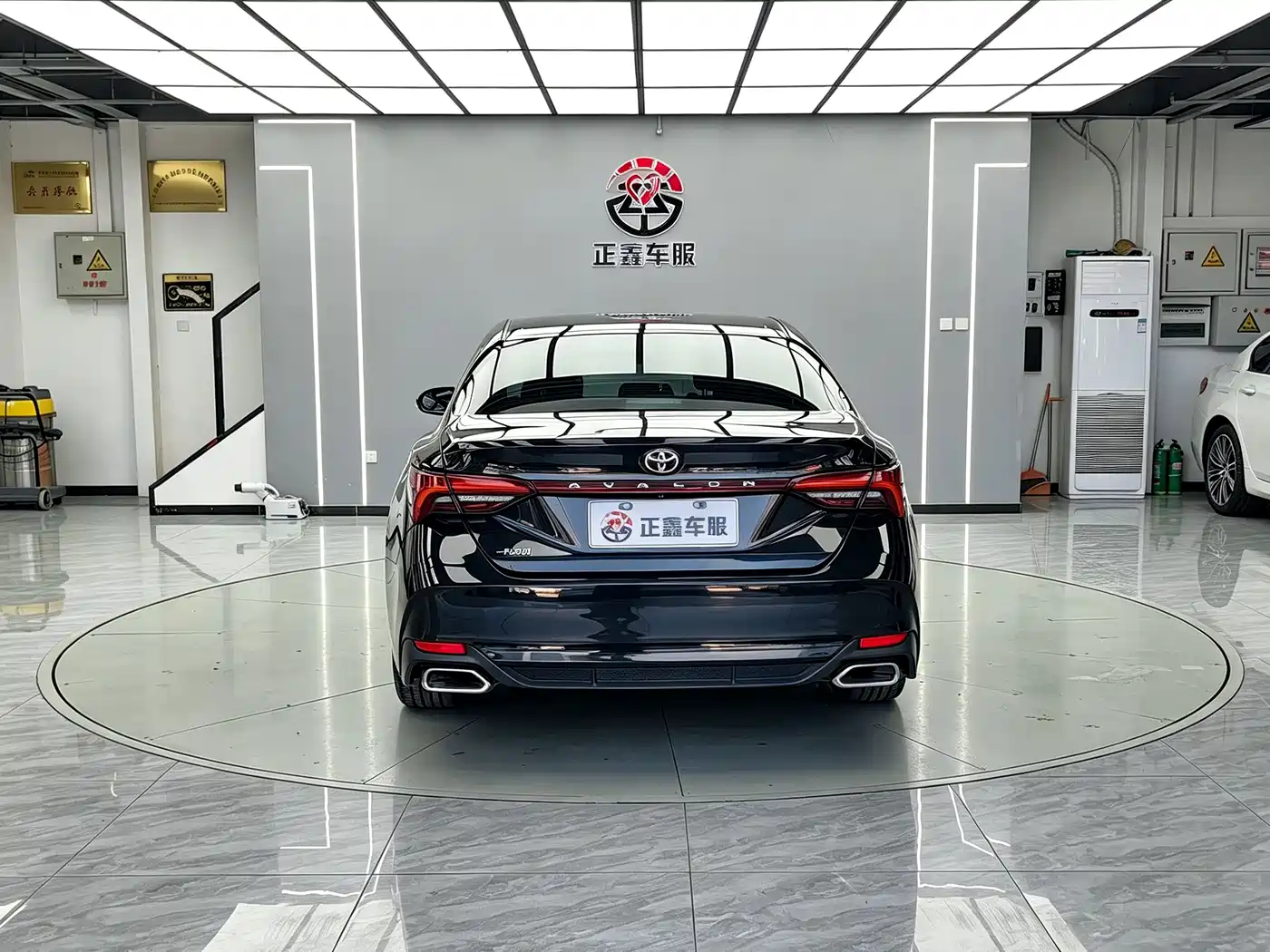 Toyota Avalon 2020 2019 2.0L Luxury Edition (China VI)