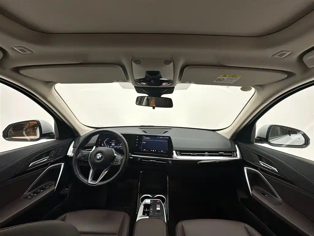 BMW X1 2023 sDrive20Li X Design Package фото 10