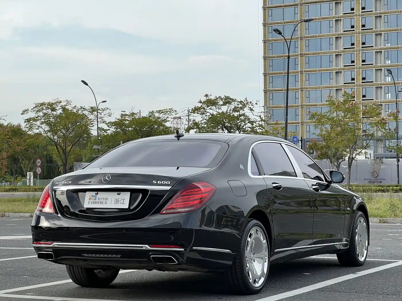 Mercedes-Benz Maybach S-Class 2017 S 600 фото 6