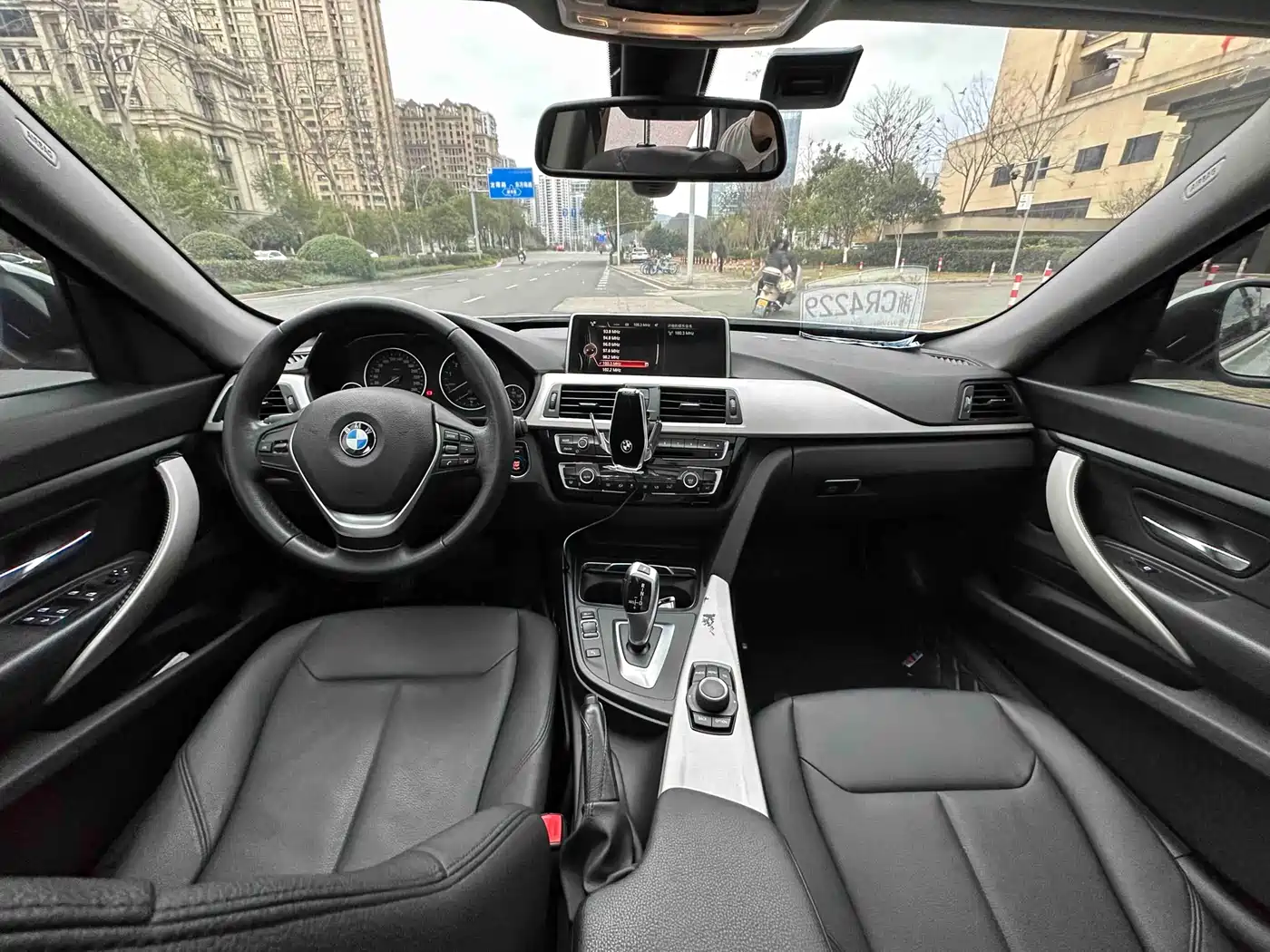 BMW 3 Series GT 2016 320i Fashion Style фото 7