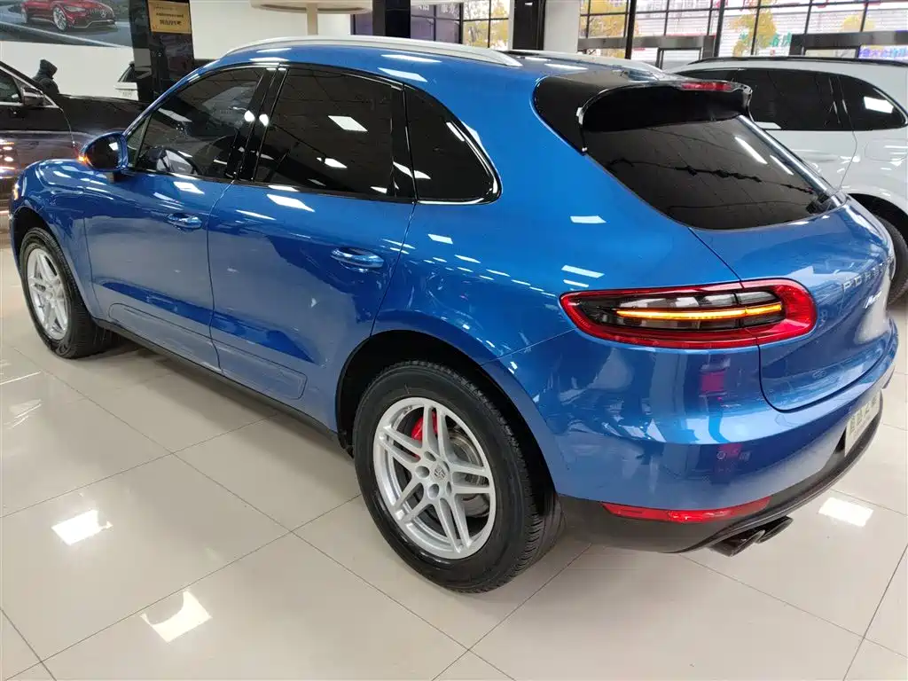 Porsche Macan 2017 Macan 2.0T фото 23