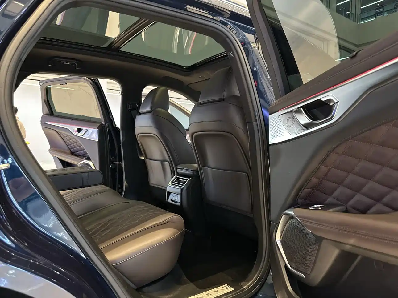 WEI PAI WEI BRAND MOCHA