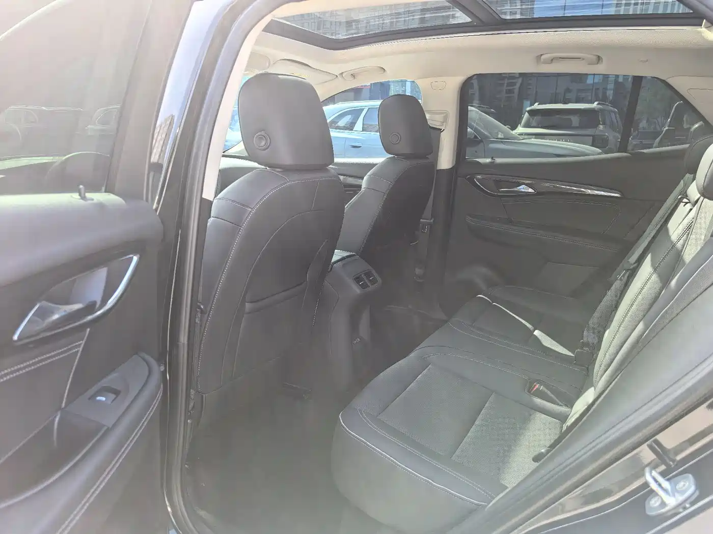 Buick Envision S 2022 Envision S 652T 2WD Luxury фото 5