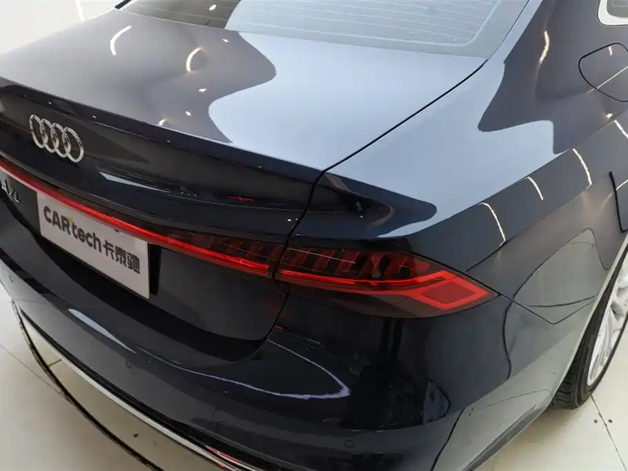 Audi A7L 2024 45TFSI S-line Dream Edition Crystal Package фото 10
