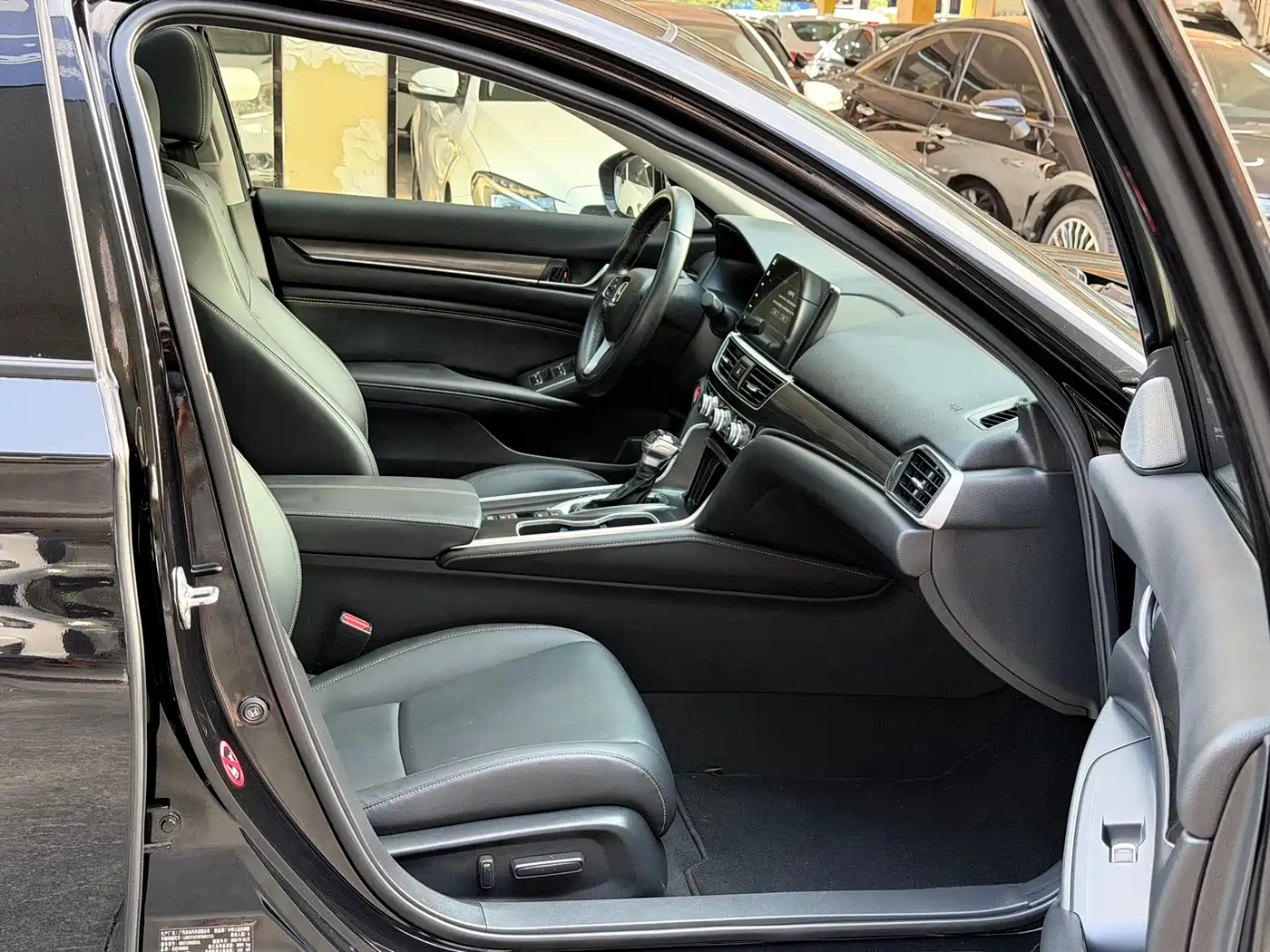 Honda Accord 2022 260TURBO Phantom Night Premium фото 9