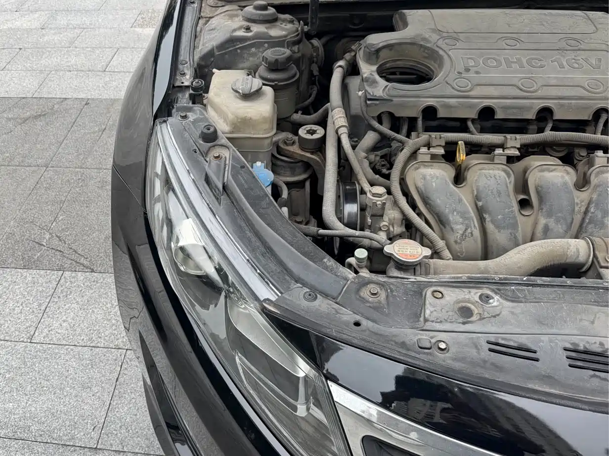 Kia K5 2011 2.0L Automatic DLX фото 25