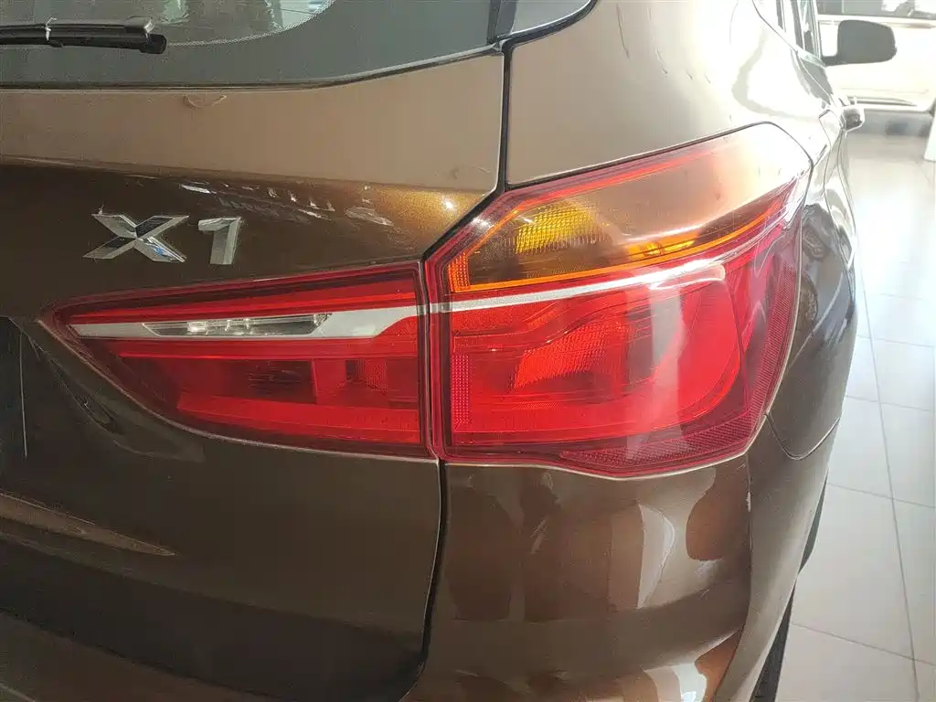 BMW X1 2018 sDrive18Li Fashion Model фото 8